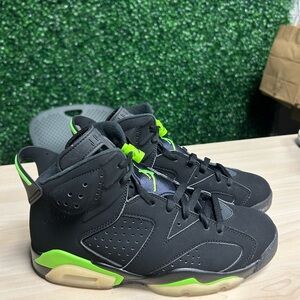 Jordan Black and Neon Green Sneakers
